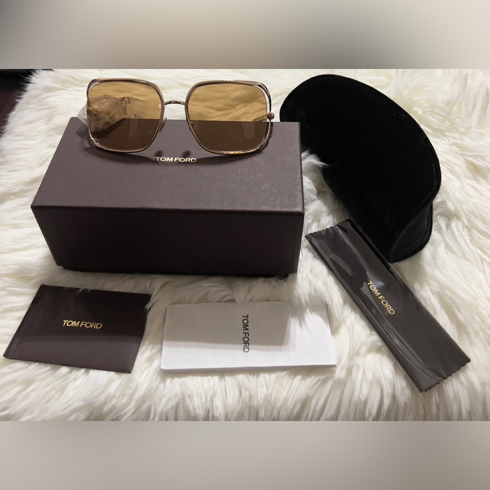 TOM FORD Goldie FT1092 Rose Gold/Havana Brown Butterfly Ladies Sunglasses - Picture 2 of 13